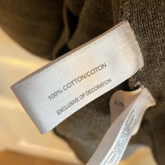 Cutter and Buck Gray Scoopneck Sweater - Size Medium - Picture 4 of 4